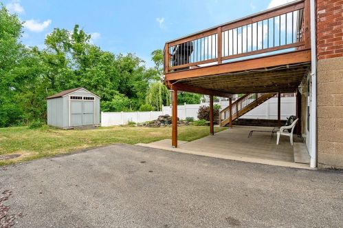 700 Edgewater Dr, Pittsburgh PA 15122-1119 exterior