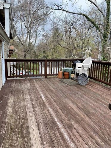 253 High St, Milford CT 06460-2511 exterior