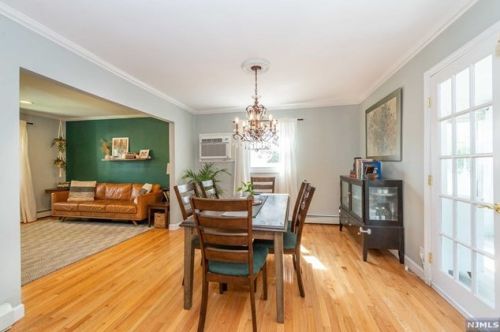 216 Zuber Pl, Maywood NJ  07607-1431 exterior