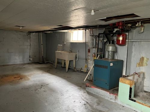 2161 Ley St, Pittsburgh PA 15212-3619 exterior