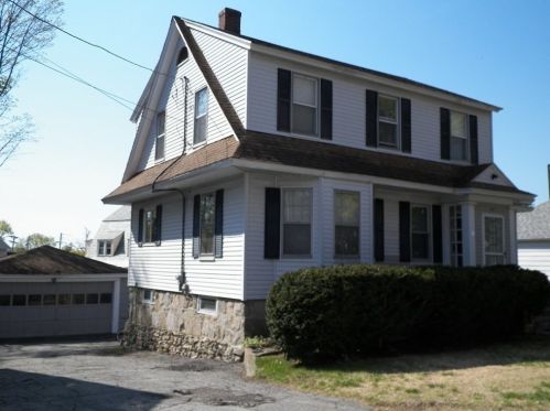 4 Prospect St, Methuen, MA 01844-5127