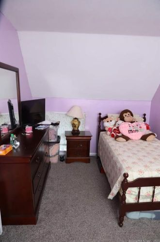 41 Loomis Ave, Windsor CT  06095-2804 exterior