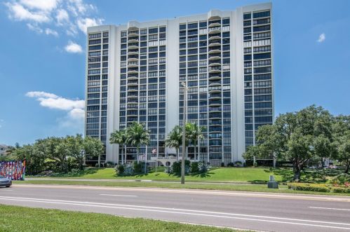 3301 Bayshore Blvd, Tampa FL  33629-8875 exterior