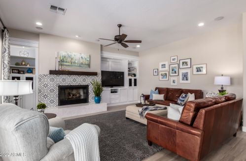 1766 Kaibab Dr, Chandler AZ 85249-3072 exterior