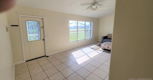 3873 Lafleur St, Fort Pierce FL  34953-3656 exterior