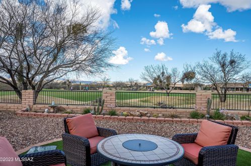 1241 Marshview Ln, Green Valley AZ 85614-6293 exterior