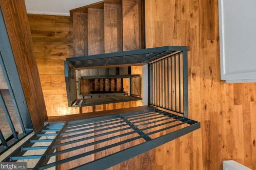 2106 Ellsworth St, Philadelphia PA 19146-2419 exterior