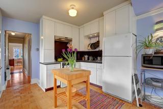 2318 56th St, Seattle WA  98103-6212 exterior