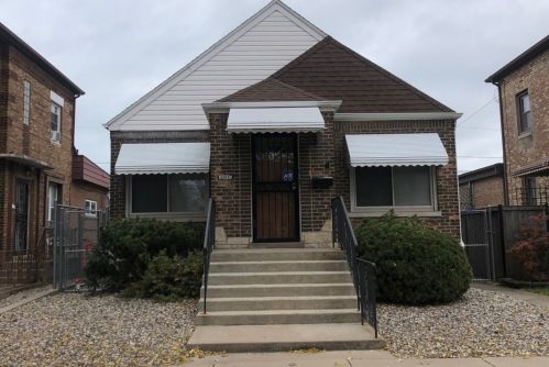 10845 Avenue, Chicago, IL 60617-6749