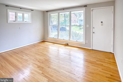 2909 Kingswell Dr, Silver Spring MD  20902-2126 exterior