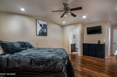 2201 Los Altos Ave, Tucson AZ  85705-5727 exterior