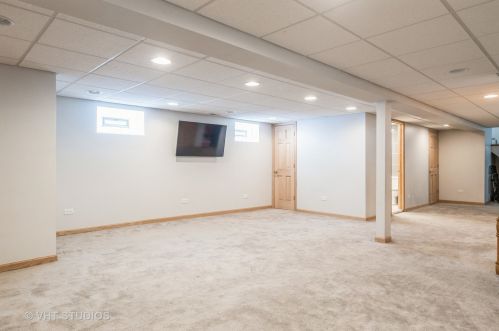 5801 Mulligan Ave, Chicago IL 60638-3430 exterior