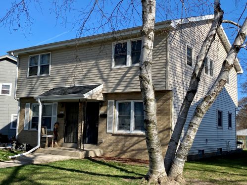 7626 Thurston Ave, Milwaukee, WI 53218-2153