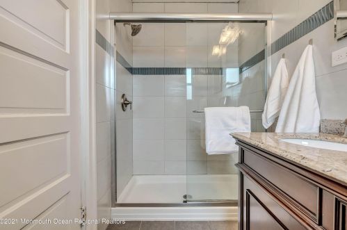 309 Elberon Ave, Red Bank NJ 07711 exterior