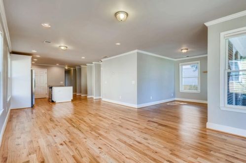 1376 Athens Ave, Atlanta GA 30310-4301 exterior