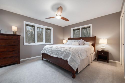 6129 Old Log Trl, Kalamazoo MI  49009-8032 exterior