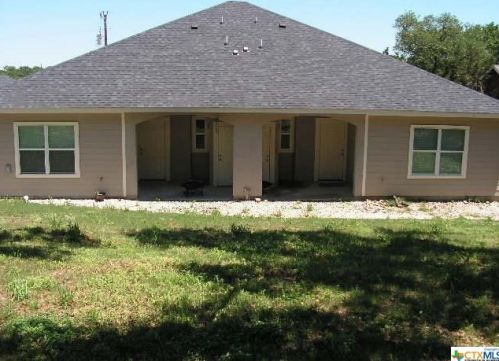 350 Indian Cyn, Spring Branch TX 78070-4243 exterior