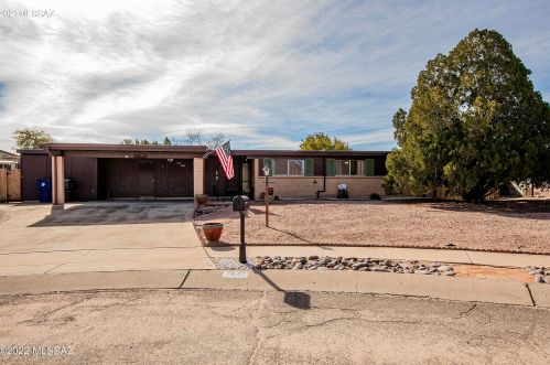 1461 Arbor Cir, Tucson, AZ 85715-5807