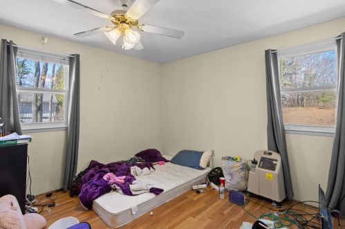 7481 School St, Concord NH  03307-0914 exterior