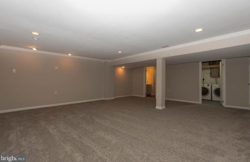 439 Ingram Ct, Glen Burnie MD 21061-6126 exterior