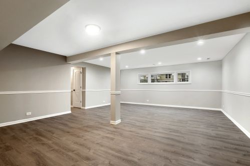 10826 Longwood Dr, Chicago IL  60643-3313 exterior