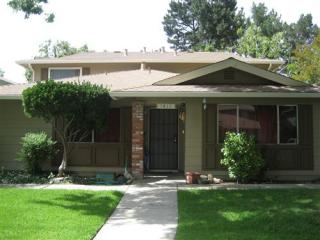 1411 Del Rio Cir, Concord, CA 94518-4053