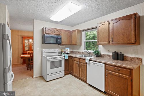 3117 Beethoven Way, Silver Spring MD 20904-6860 exterior