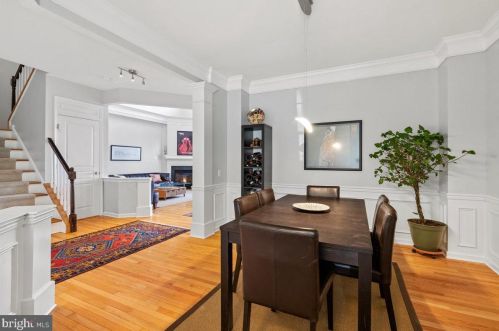 33 Maidenhead Rd, Princeton NJ 08540-7733 exterior