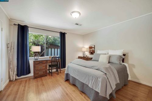 1014 San Miguel Rd, Concord CA 94518-2054 exterior