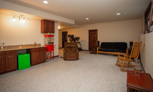 3998 Kimberly Ave, Milwaukee WI 53221-4553 exterior