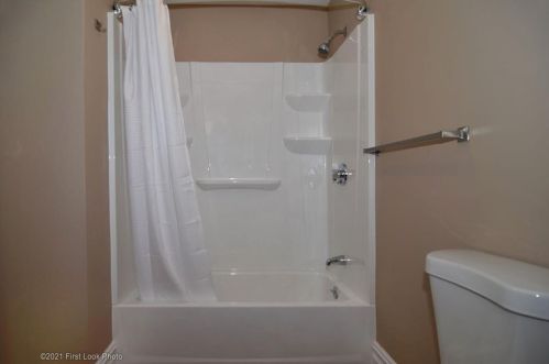 261 Admiral St, Providence RI 02908-1331 exterior