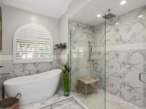 242 Colonade Cir, Naples FL 34103-8732 exterior