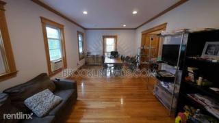 120 Columbia St, Brookline MA  02446-2422 exterior