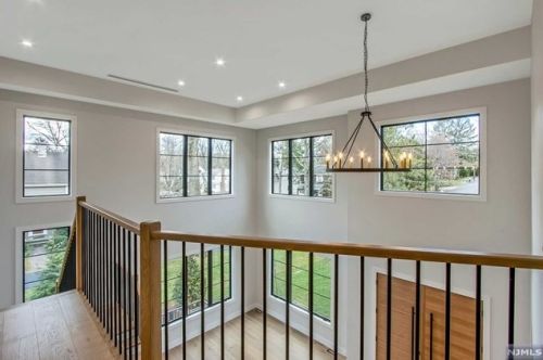 116 Lk Rd, Demarest NJ 07627-2236 exterior