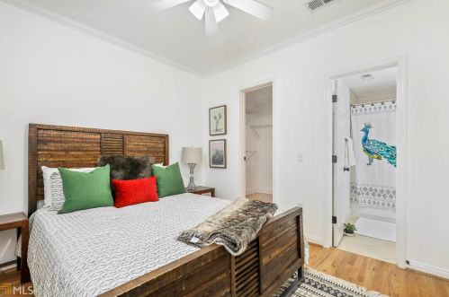 737 Barnett St, Atlanta GA 30306-4103 exterior