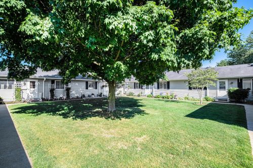 5108 Grn Mdw Rd, Kalamazoo MI 49009-1256 exterior