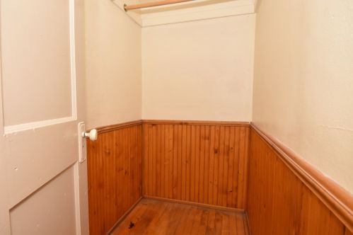 1734 65, Milwaukee WI 53213-4021 exterior