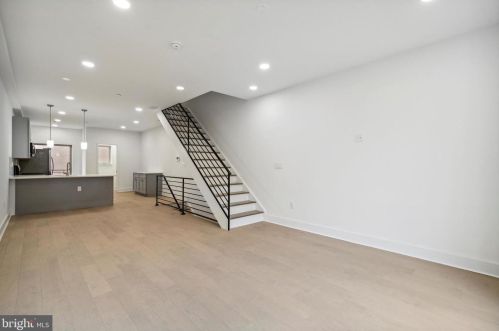 1121 26 St, Philadelphia PA 19146-3849 exterior