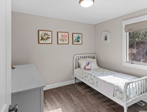 8160 1715, Sandy UT 84093-6852 exterior