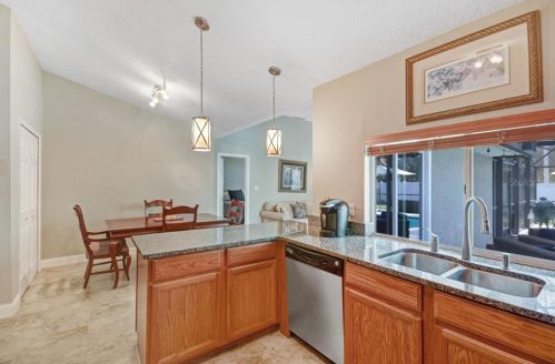 8648 Black Mesa Dr, Orlando FL 32829-8760 exterior