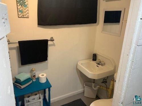 830 10 St, Duluth MN 55805-1228 exterior