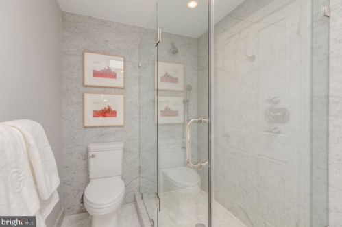 2924 N St, Washington DC 20005-5238 exterior