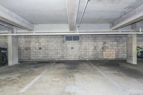 469 Ena Rd, Honolulu HI  96815-1749 exterior