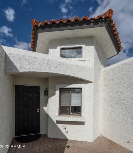 6531 3rd Ave, Phoenix, AZ 85013-1258