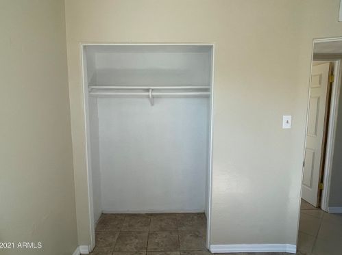 6739 33rd Ave, Phoenix AZ 85041-6332 exterior