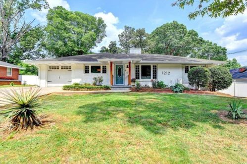 1212 Stone Mountain Lithonia Rd, Lithonia GA  30058-6255 exterior