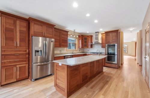 2712 Bryn Mawr Ave, Chicago IL 60659-4414 exterior