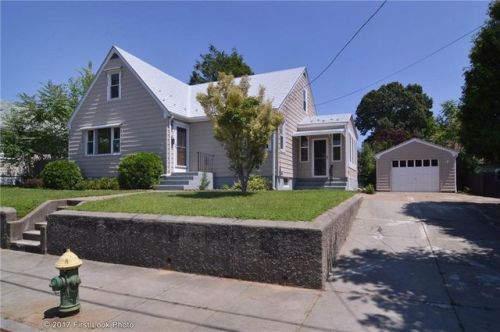 83 Freedom Rd, Providence RI  02909-4946 exterior