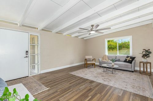 5833 10th St, Phoenix, AZ 85014-2150