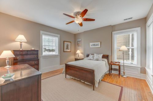 4421 Westminster Pl, Saint Louis MO 63108-1812 exterior